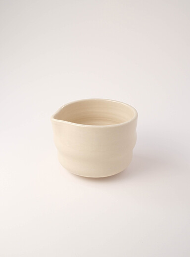 Pas Mon Style White Stoneware matcha bowl