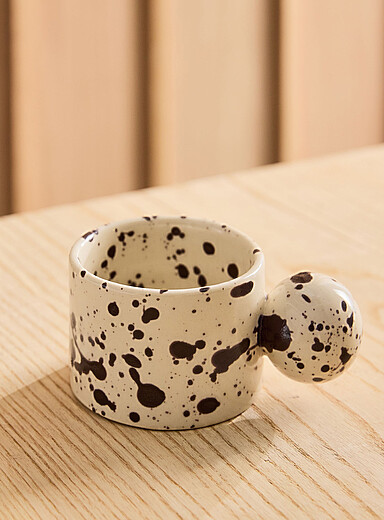 Speckled ball handle mug