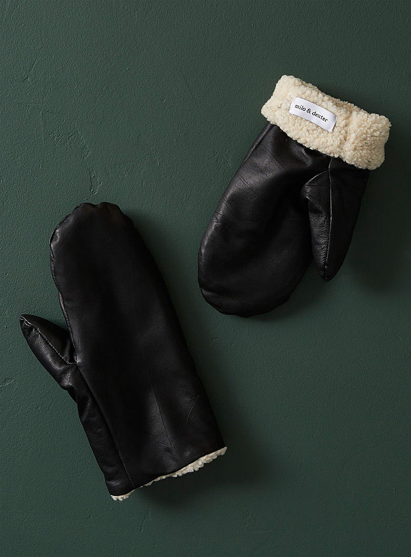 Milo & Dexter Black 1902 leather mittens