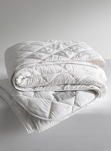 Classic cotton and wool duvet