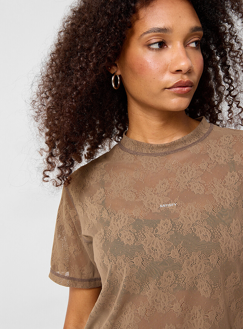 Lace-like perforated SpaceLace™ T-shirt product image 3