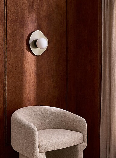 Luminaire Authentik: Le luminaire asym&eacute;trique Nopal chrome fini givr&eacute; Bronze - Ambre