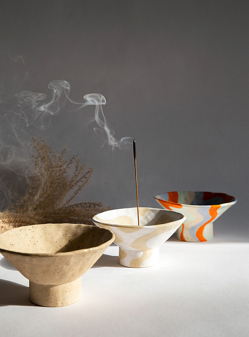 DAYS EYE Patterned White Stoneware incense bowl