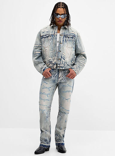 Le jean us&eacute; strass&eacute; <b>Coupe droite</b>