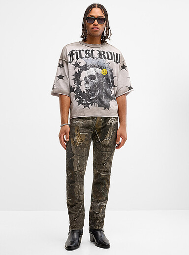 First Row Camo Camo pattern studded carpenter pant <b>Fit: slim leg</b> for men