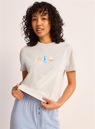 Miiyu x Twik: Le t-shirt d&eacute;contract&eacute; extensible Gris &agrave; motifs pour femme