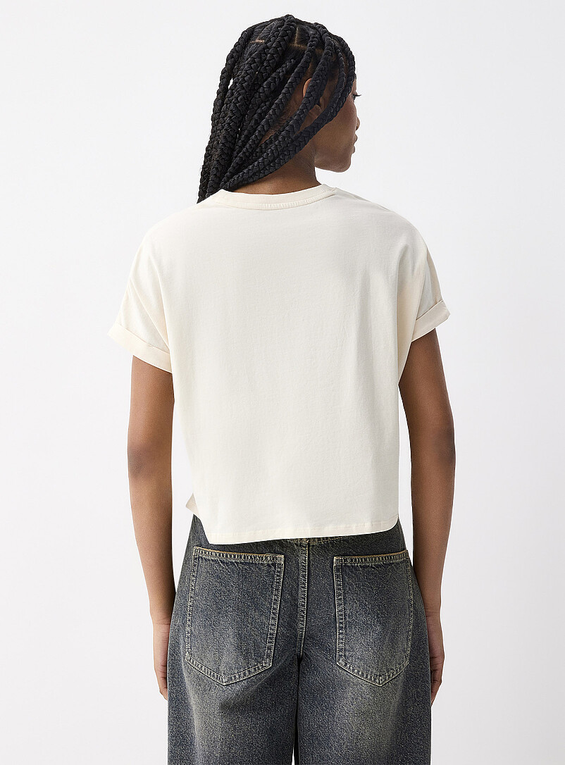 Twik: Le t-shirt carr&eacute; manches roulott&eacute;es Blanc pour femme