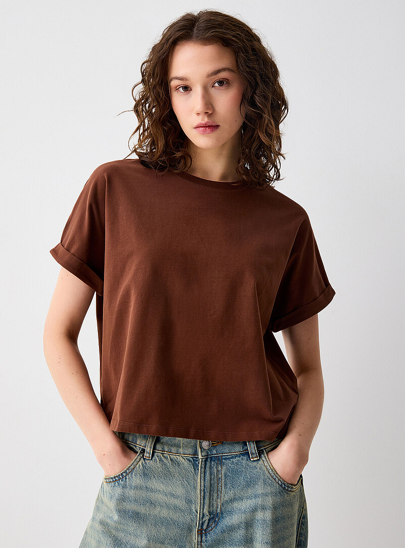 Boxy cuffed-sleeve T-shirt | Twik | Women's Short-Sleeve T-shirts