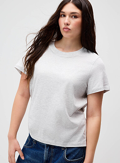 Twik: Le t-shirt col rond manches courtes <b>Coupe d&eacute;contract&eacute;e</b> Gris p&acirc;le pour femme