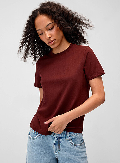 Twik: Le t-shirt col rond manches courtes <b>Coupe d&eacute;contract&eacute;e</b> Brun rouille  pour femme