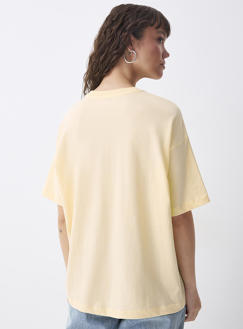 Twik White Short-sleeve crew-neck tee <b>Oversized fit</b> for women