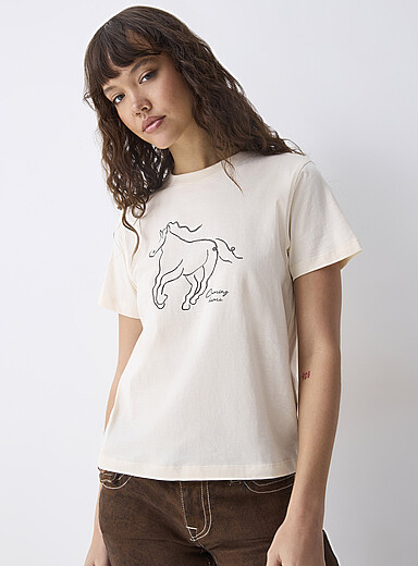 Le t-shirt imprim&eacute; <b>Coupe d&eacute;contract&eacute;e</b>