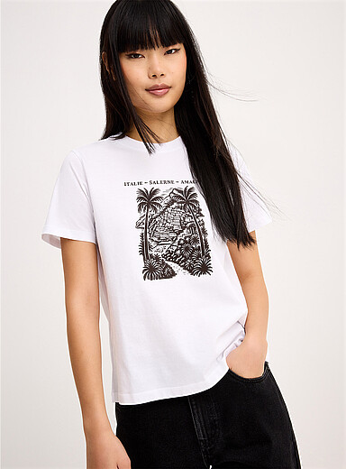 Le t-shirt imprim&eacute; <b>Coupe d&eacute;contract&eacute;e</b>