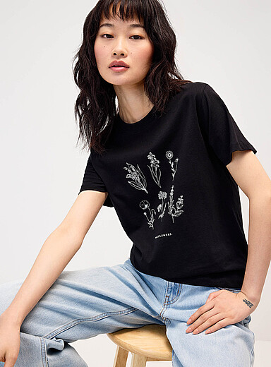 Twik Black Printed tee <b>Relaxed fit</b> for women