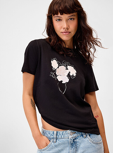 Twik: Le t-shirt imprim&eacute; <b>Coupe d&eacute;contract&eacute;e</b> Noir &agrave; motifs pour femme