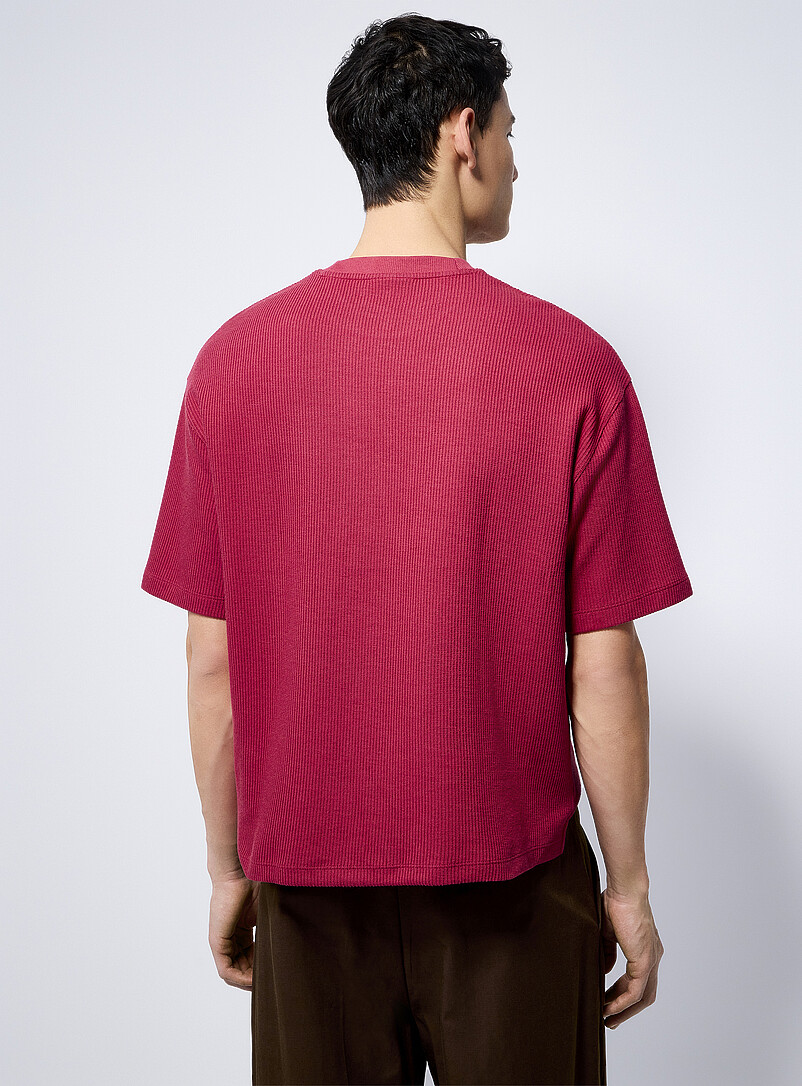 Le 31: Le t-shirt dense jersey textur&eacute; <b>Coupe surdimensionn&eacute;e</b> Rouge pour homme
