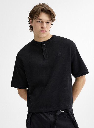 Solid waffle Henley T-shirt