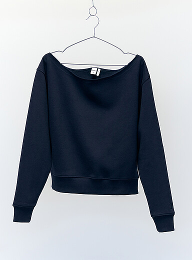 Twik: Le sweat molleton &eacute;paules nues <b>Coupe d&eacute;contract&eacute;e</b> Bleu marine - Bleu nuit pour femme