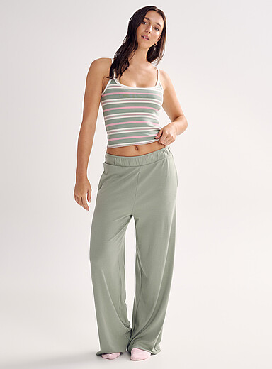 Le pantalon d&eacute;tente ample 