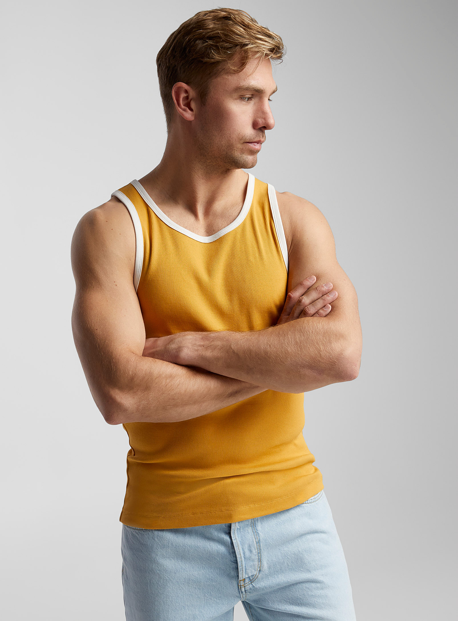 Le 31 Trimmed Ribbed Tank In Ochre Yellow