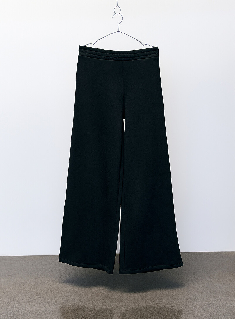 Flared-Leg Fleece Pant