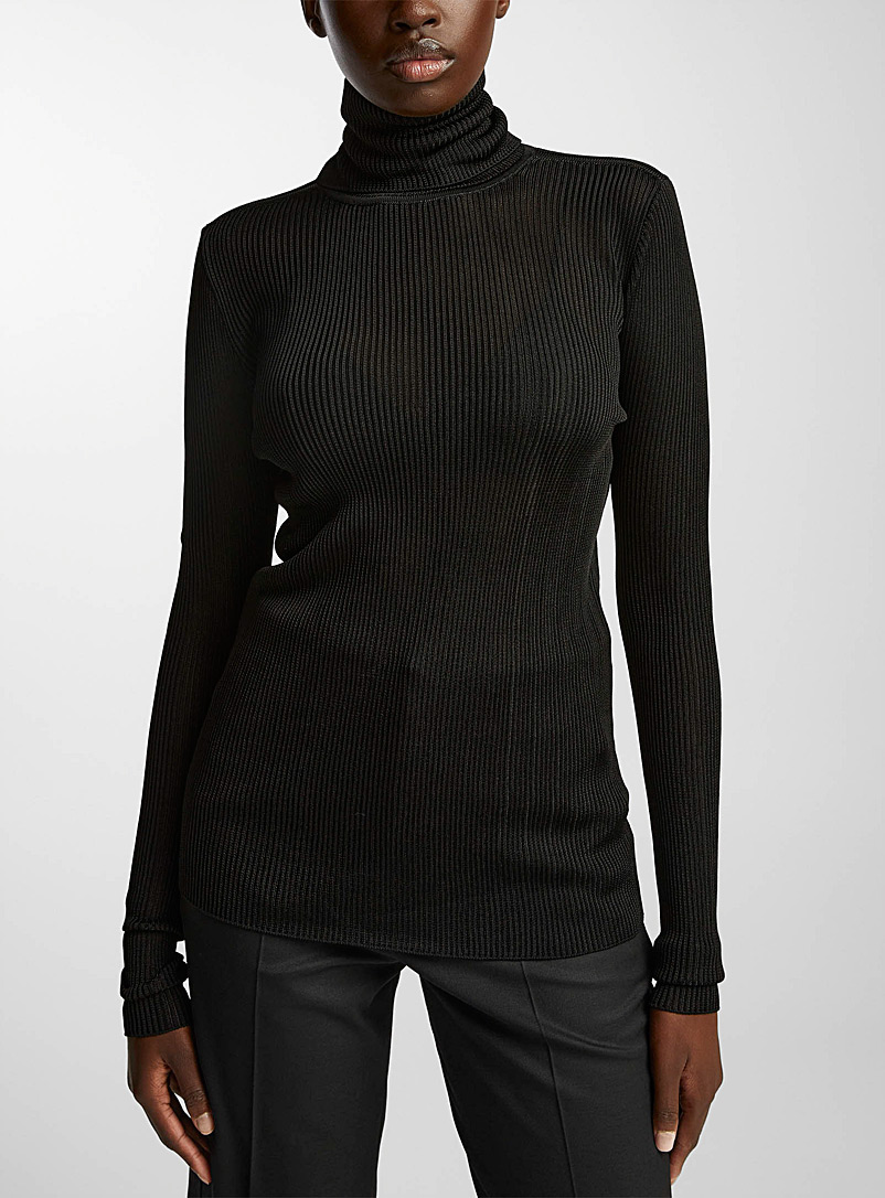 Gauchere Black Ribbed turtleneck sweater for women