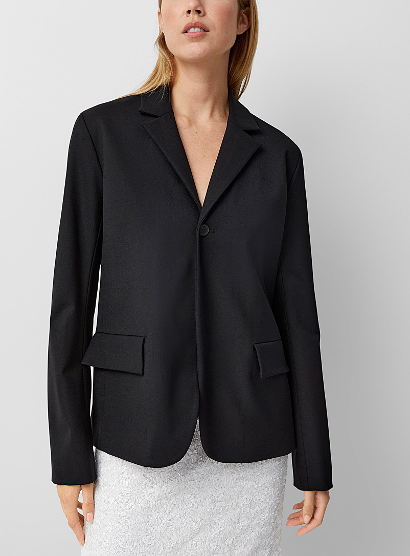 Gauchere Black Open-back black blazer for women