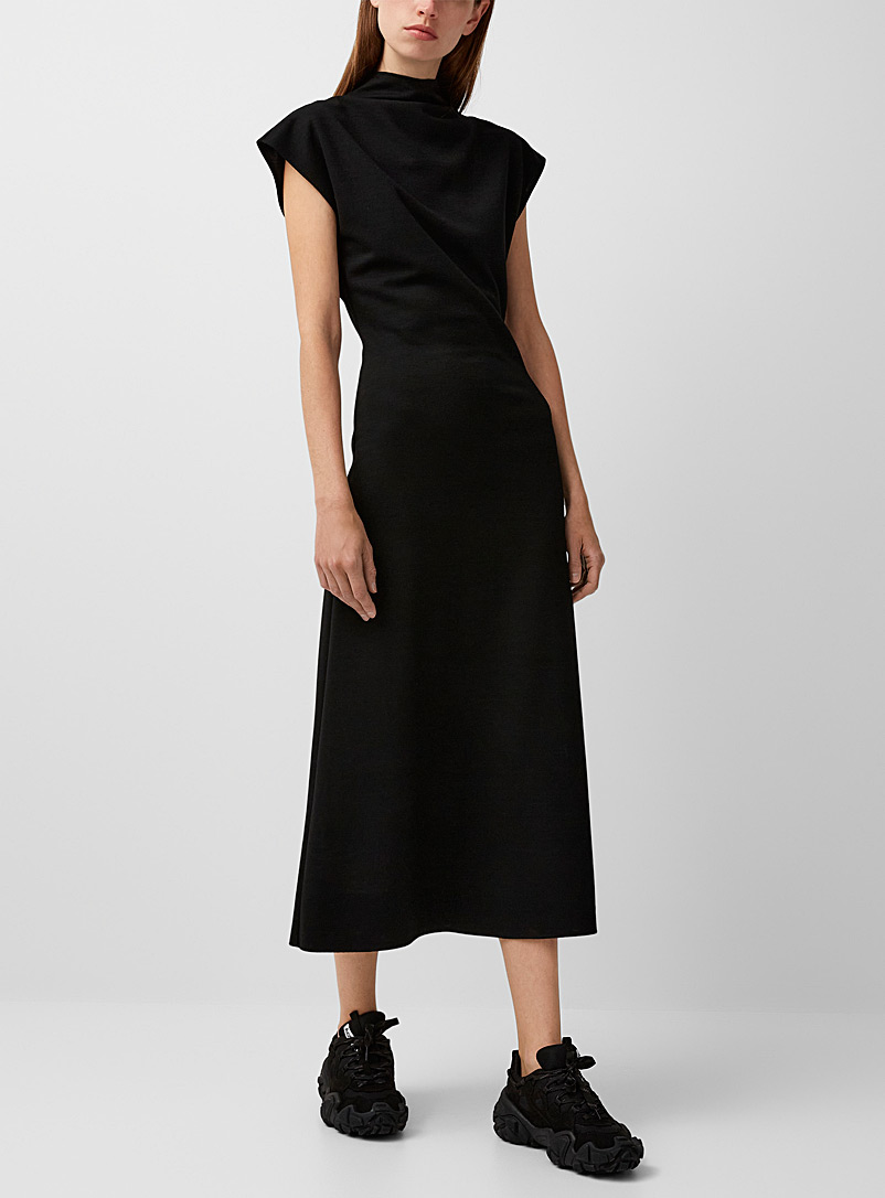 Gauchere: La robe col montant taille seyante Noir pour femme