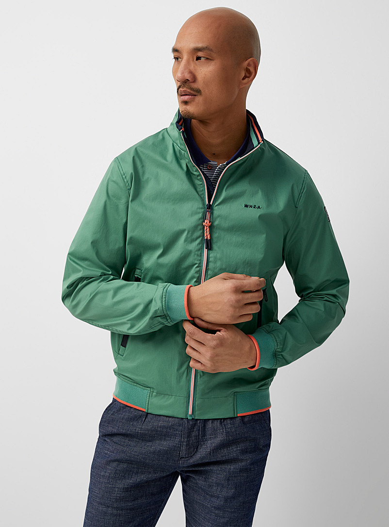 New Zealand Auckland Green Bold green high-neck lightweight jacket for men