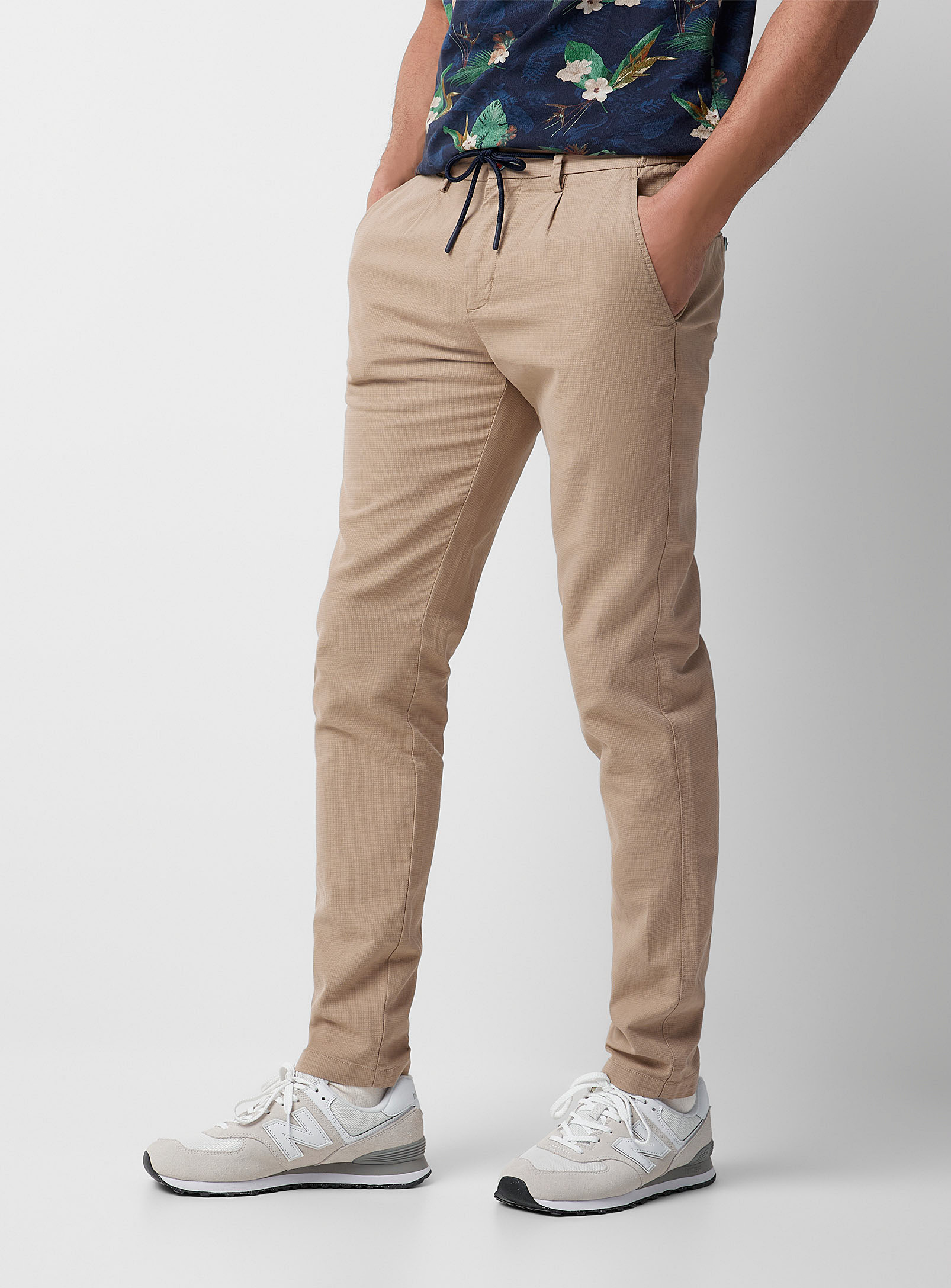 New Zealand Auckland - Le pantalon texturé taille confort