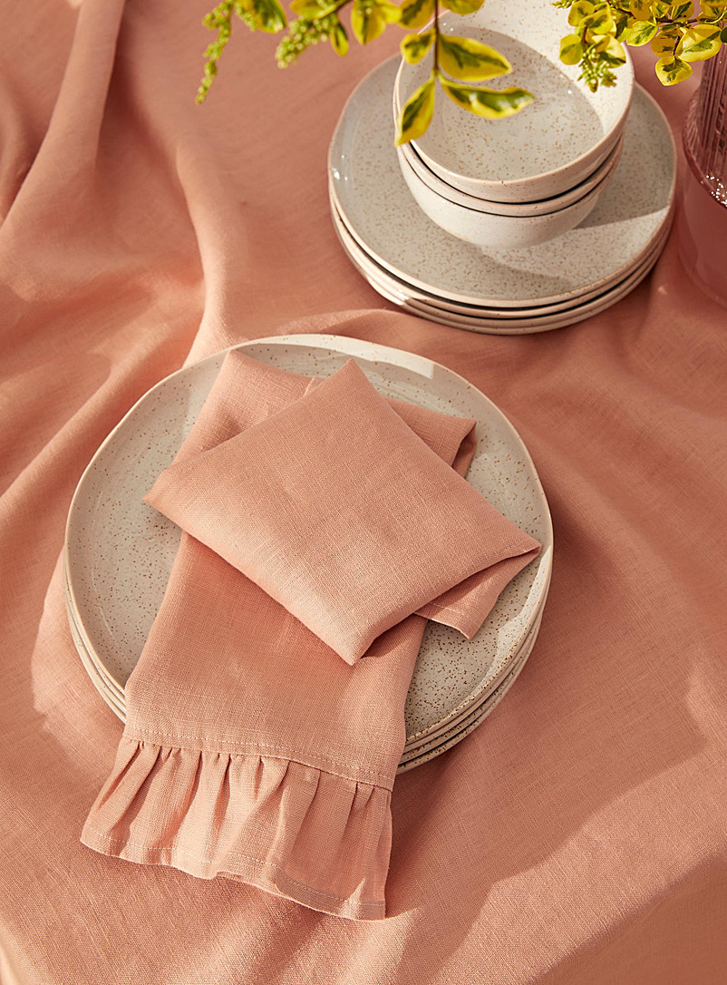 Casannita Pink Ruffled linen towels Set of 2