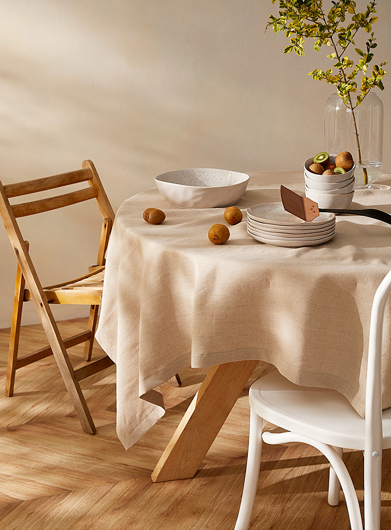 Casannita Ecru/Linen Timeless linen square tablecloth For 4 people