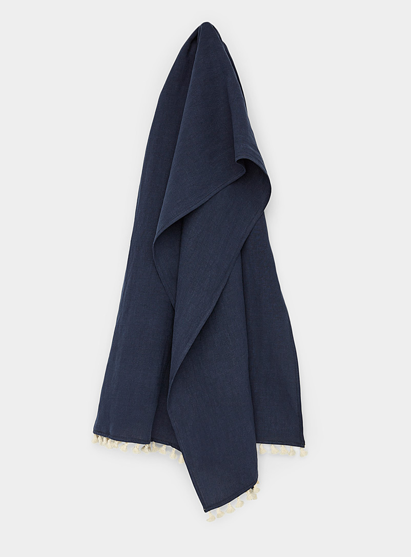 Casannita Navy/Midnight Blue Pure linen and tassels shawl