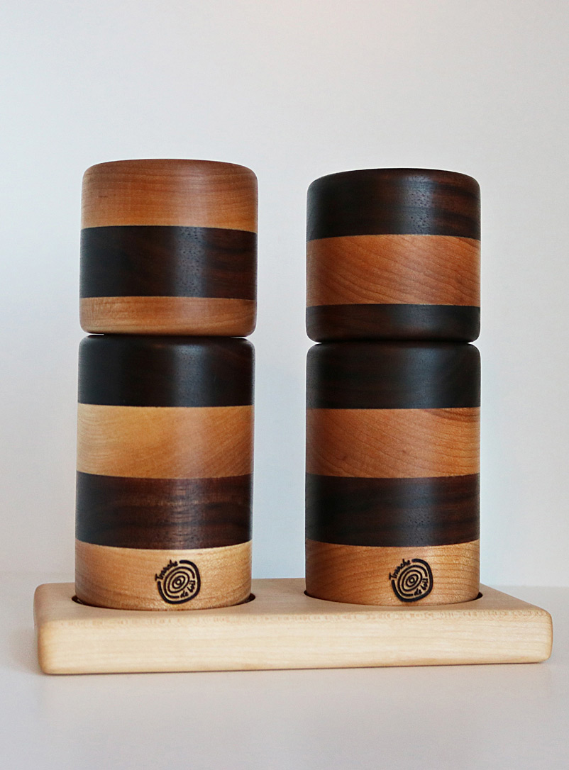 Tranche de bois Assorted Reclaimed wood salt shaker and pepper mill set 6 in tall