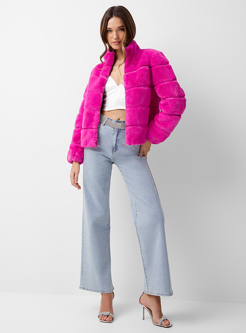 Icône Pink Faux fur tiered cropped coat for women