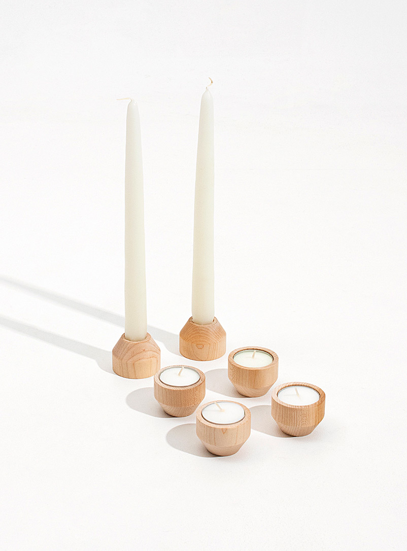 Kotmo Assorted Set of reversible maple wood candleholders and candles Set of 6 candleholders
