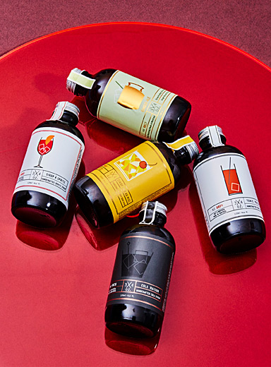 L'assortiment de sirops &agrave; cocktail de luxe