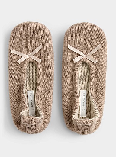 Miiyu: La pantoufle ballerine tricot boucle satin&eacute;e Ivoire - Beige cr&egrave;me pour femme
