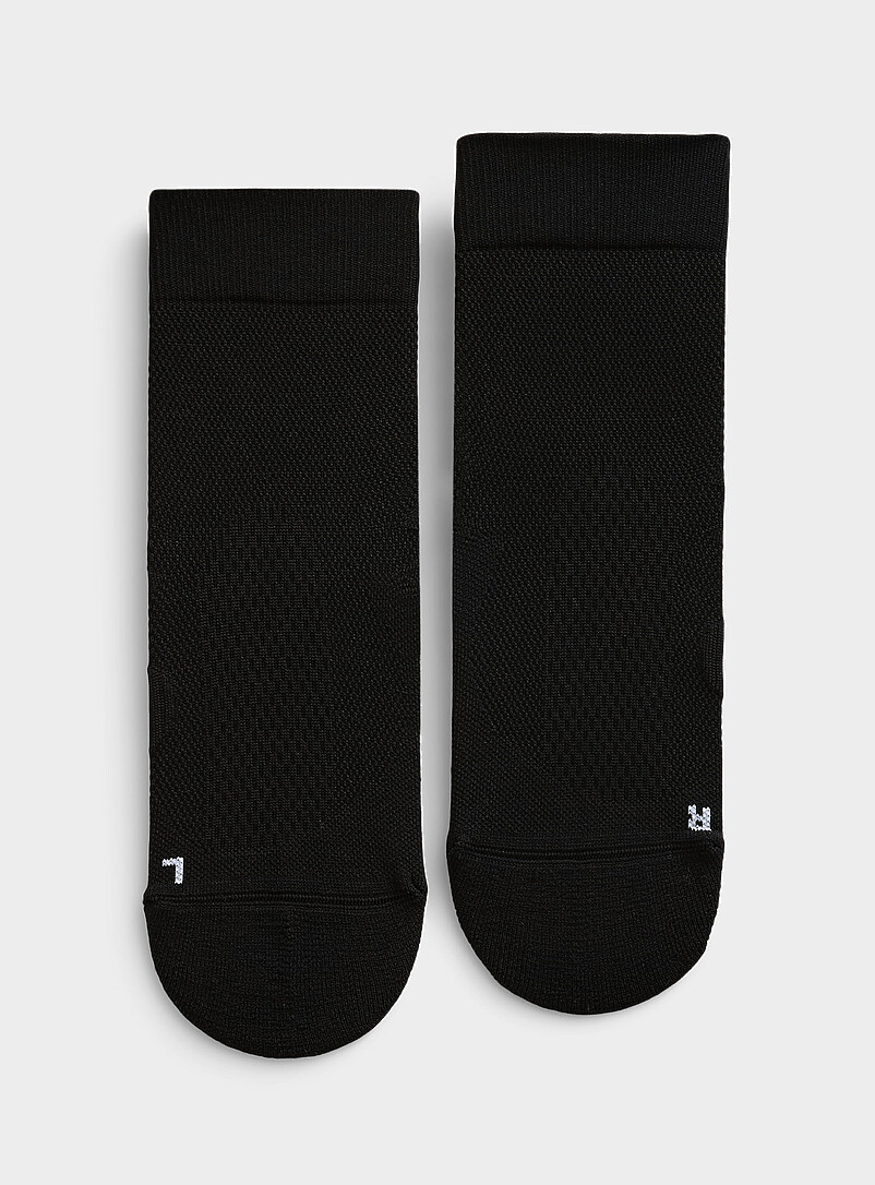 Breathable knit ankle socks product image (primary)