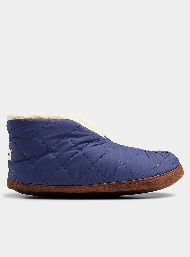 Dearfoams Blue Original quilted bootie slipper for men