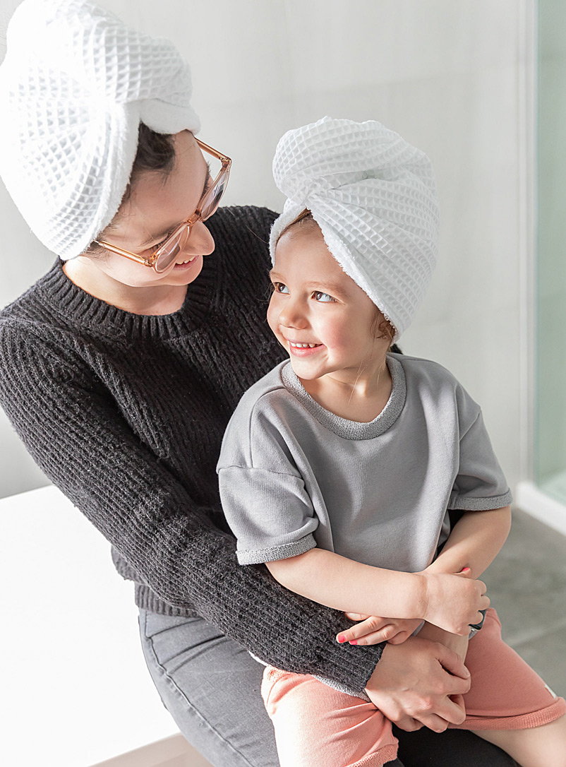 Konfo & Tralala: Les serviettes à cheveux ultradouces Duo adulte-enfant Blanc