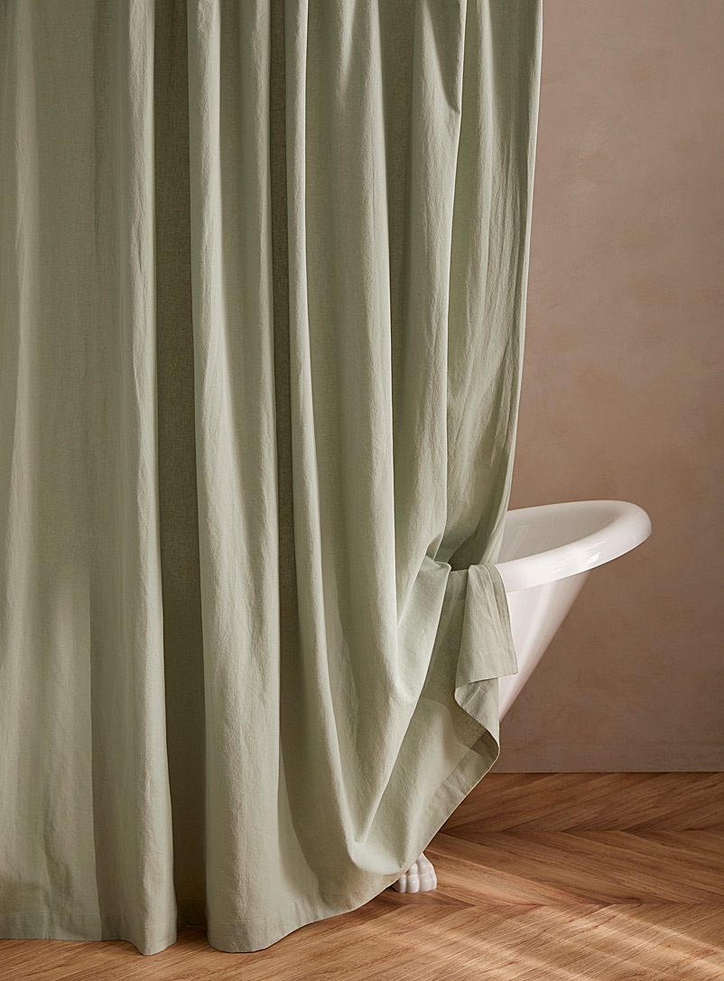 Simons Maison Green Touch of linen shower curtain