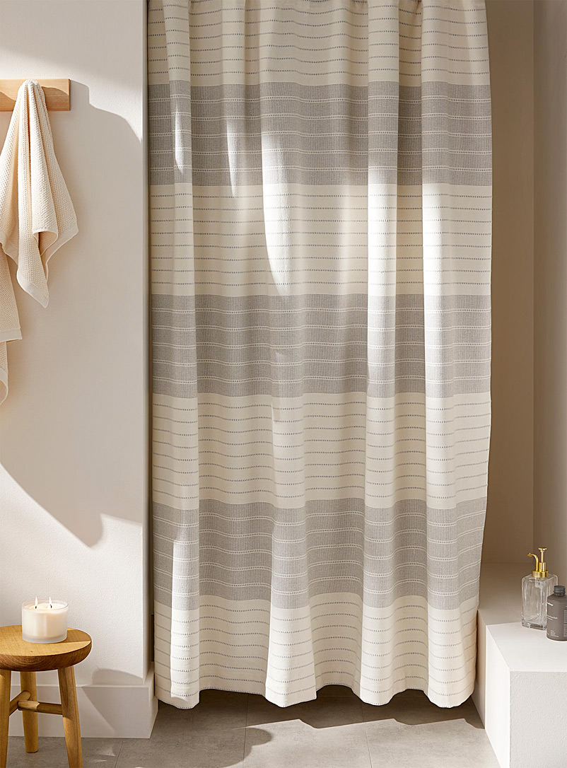 Simons Maison: Le rideau de douche fibres recyclées rayures Dobby Blanc à motifs