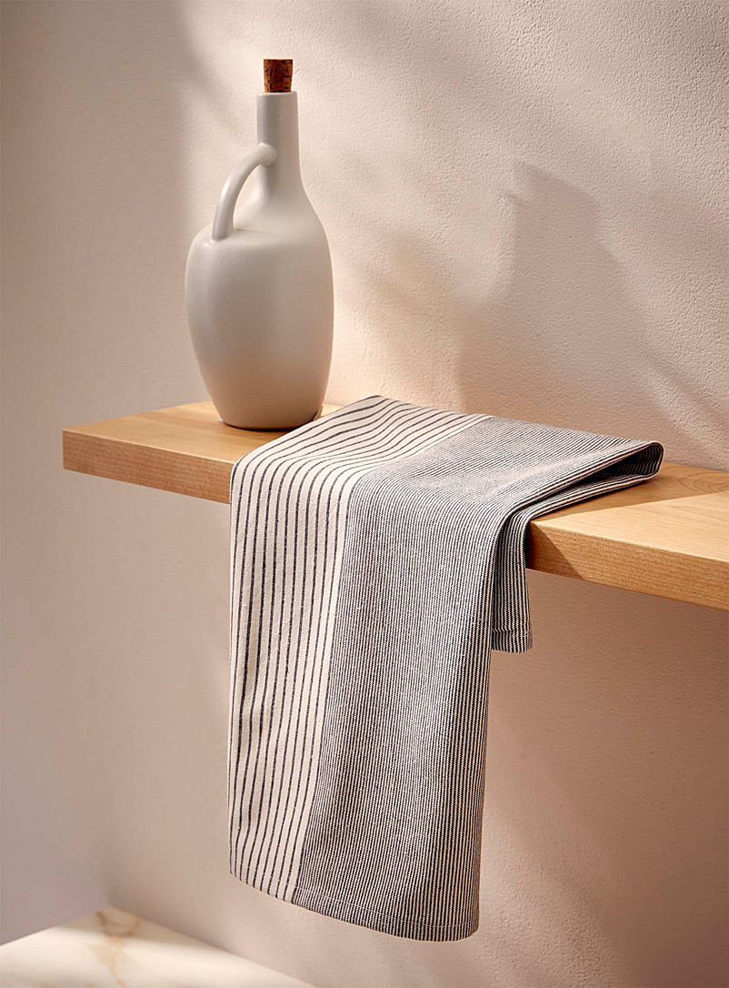 Simons Maison Grey Contrasting stripes recycled fibre tea towel