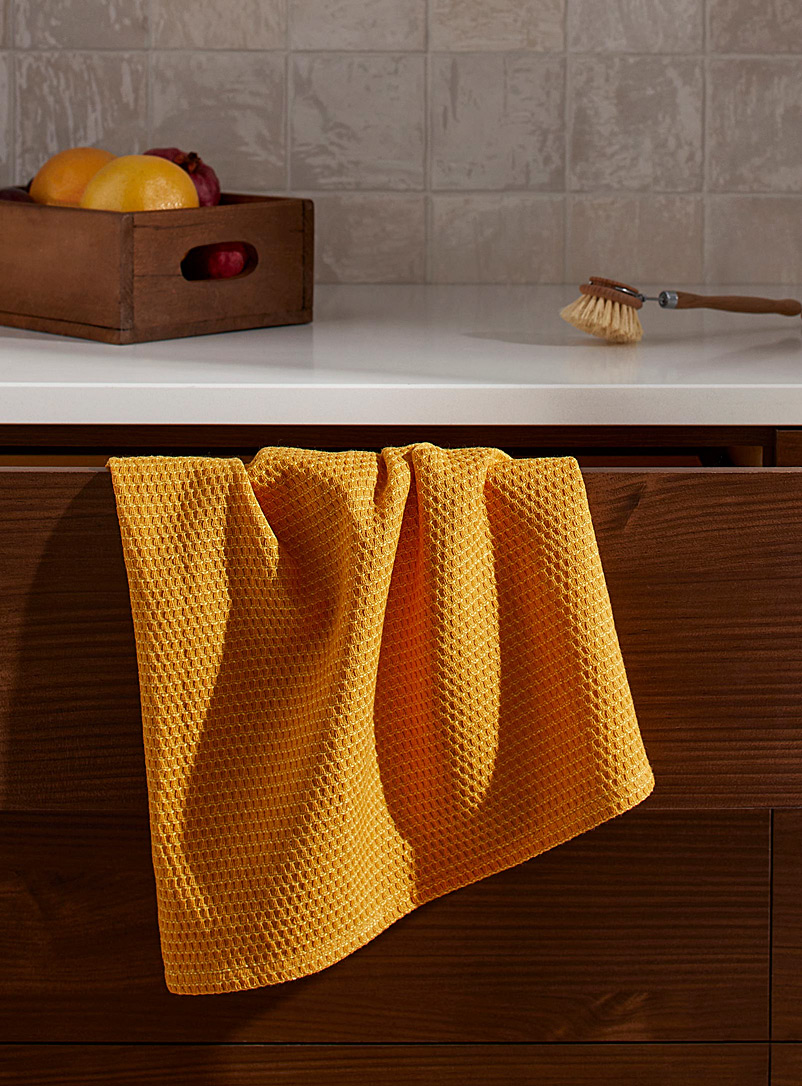 Simons Maison Golden Yellow Monochrome recycled fibre tea towel