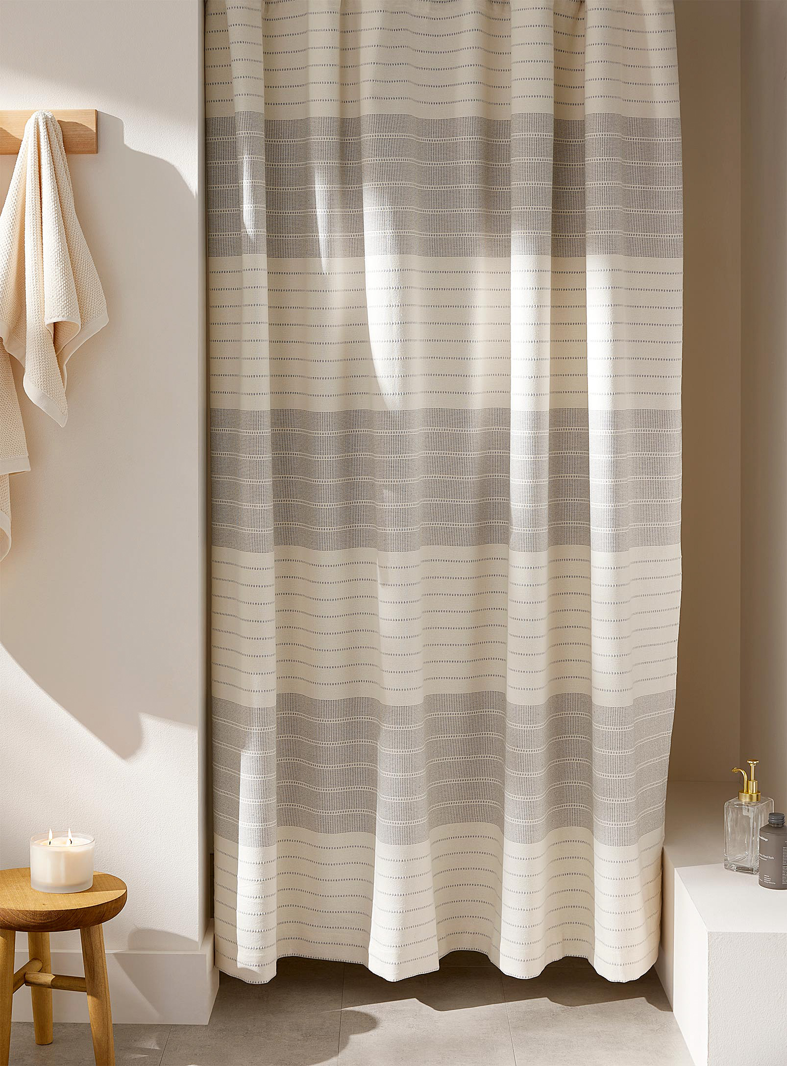Simons Maison - Dobby stripes recycled fibre shower curtain