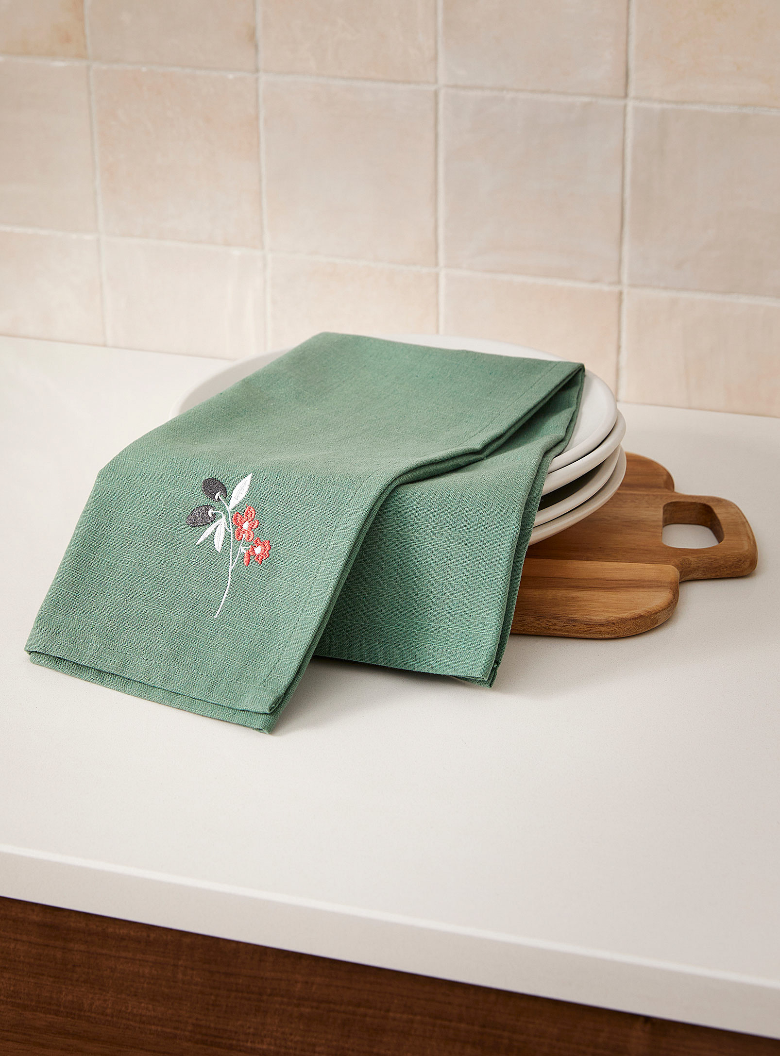 Simons Maison Embroidered Flowers Recycled Fibre Tea Towel In Green