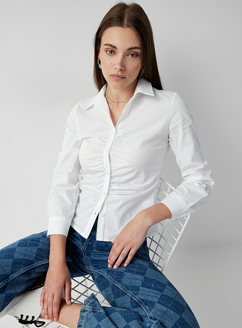 Twik: La chemise fronces médianes Blanc pour femme