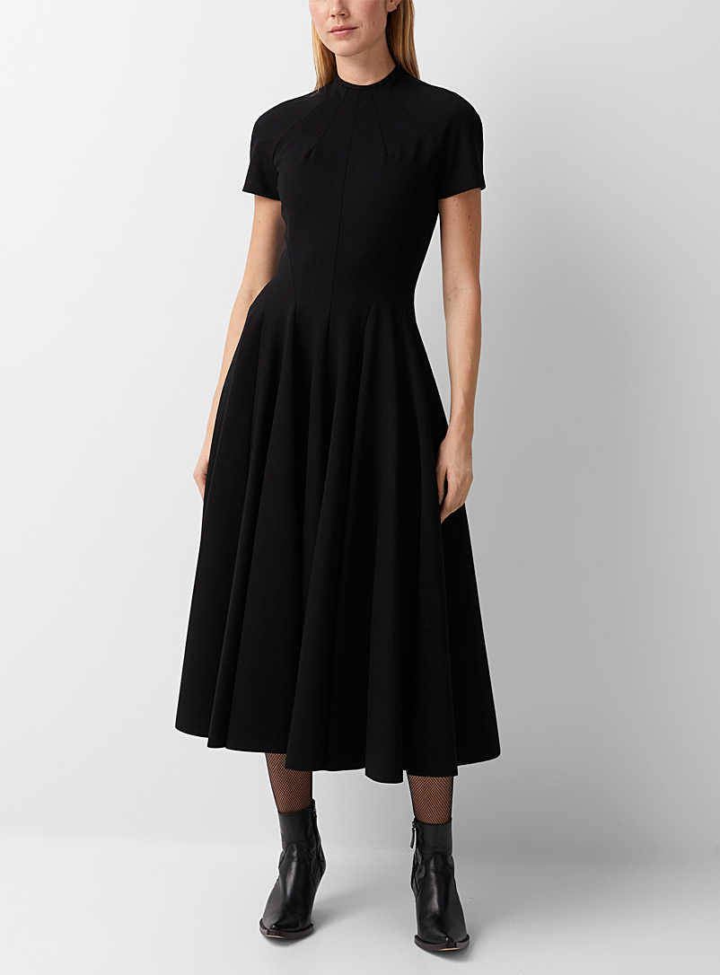 UNTTLD: La robe Theresa Noir pour femme