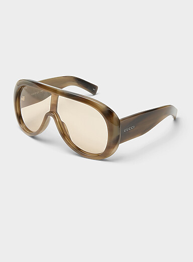 Les lunettes de soleil aviateur bomb&eacute;e XL